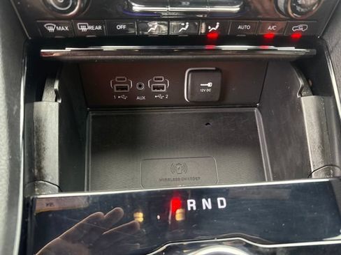 Used 2023 Jeep Grand Cherokee Altitude RWD image 31