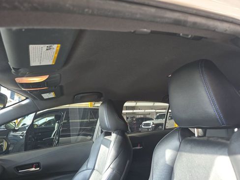 Used 2021 Toyota Corolla SE w/ Carpet Mat Package (TMS) image 3