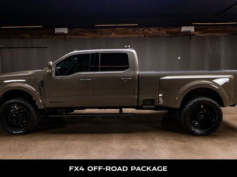 Used 2026 Ford F450 King Ranch w/ Chrome Package image 6