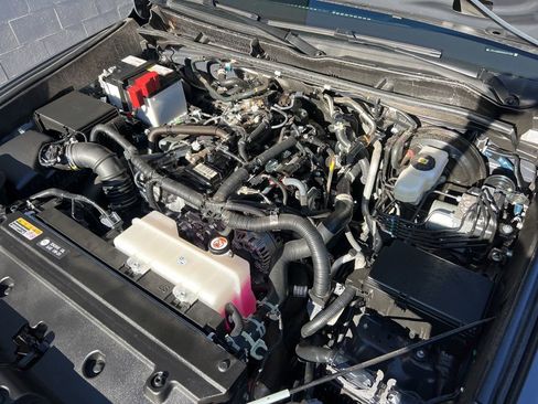 Used 2025 Toyota 4Runner SR5 image 30