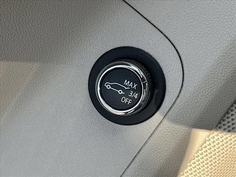 Certified 2019 GMC Acadia Denali w/ Technology Package FWD image 21