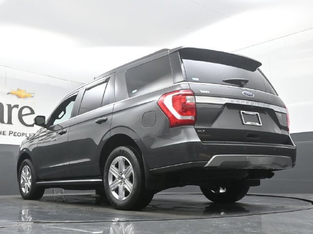 Used 2020 Ford Expedition XLT w/ Equipment Group 202A AWD/4WD image 5