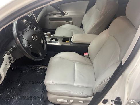 Used 2008 Lexus IS 250 image 17