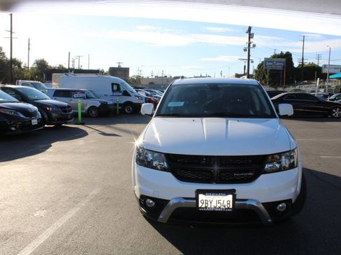 Used 2018 Dodge Journey Crossroad image 2