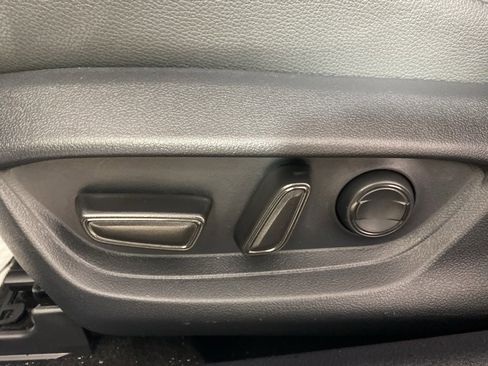 Used 2025 Toyota Camry XSE image 23