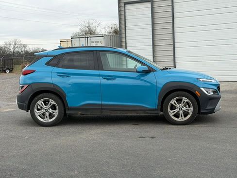 Used 2022 Hyundai Kona SEL w/ Convenience Package image 4