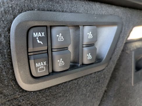 Certified 2024 BMW X7 xDrive40i image 41