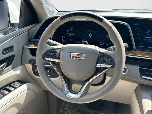 Certified 2024 Cadillac Escalade Sport Platinum AWD/4WD image 7