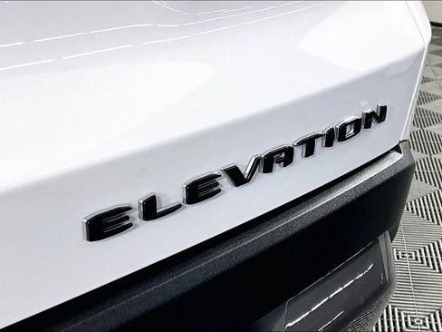 Used 2026 GMC Terrain Elevation w/ Elevation Premium Package image 10