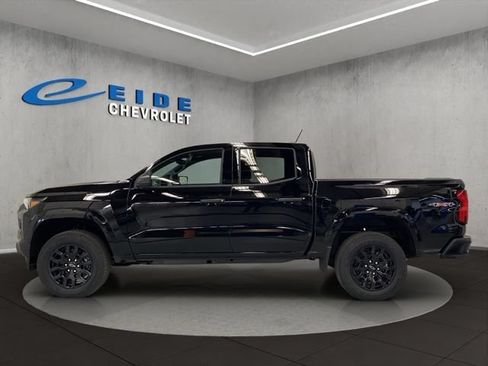 New 2026 Chevrolet Colorado W/T w/ WT Custom Package AWD/4WD image 5