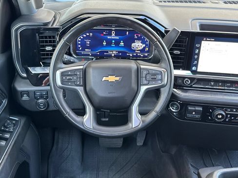 Used 2024 Chevrolet Silverado 2500 LTZ AWD/4WD image 15