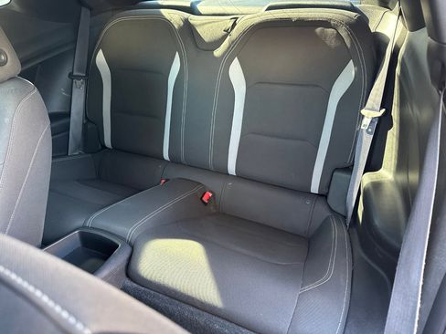 Used 2016 Chevrolet Camaro LT image 15