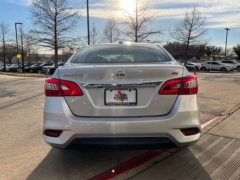 Used 2019 Nissan Sentra SV image 7
