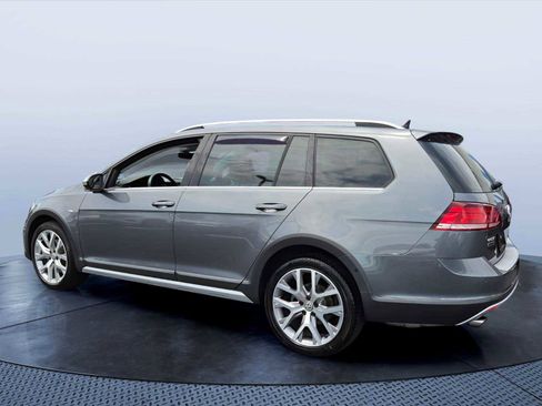 Used 2018 Volkswagen Golf Alltrack SEL AWD/4WD image 4