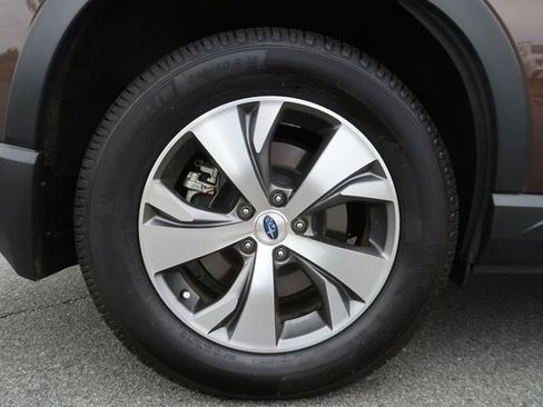 Used 2021 Subaru Ascent Premium w/ Convenience Package AWD/4WD image 42