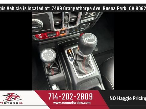 Used 2018 Jeep Wrangler Unlimited Rubicon AWD/4WD image 27