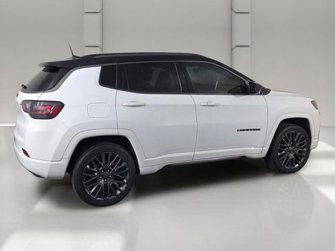 Used 2022 Jeep Compass High Altitude AWD/4WD image 5