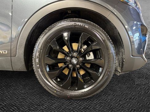 Certified 2020 Kia Sorento S image 11