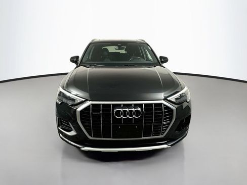 Used 2021 Audi Q3 2.0T Premium w/ Convenience Package AWD/4WD image 2