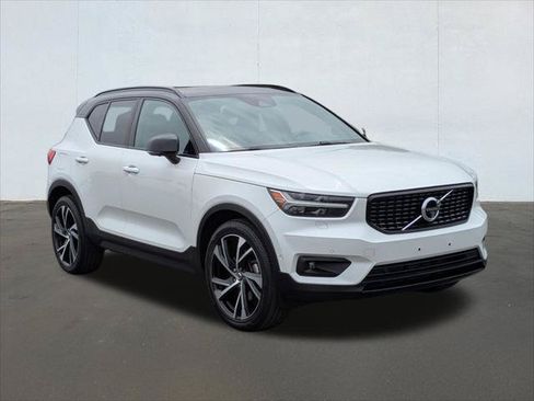 Used 2021 Volvo XC40 T5 R-Design w/ Advanced Package AWD/4WD image 7