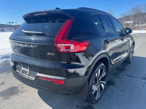 New 2026 Volvo XC40 B5 Plus w/ Climate Package image 3