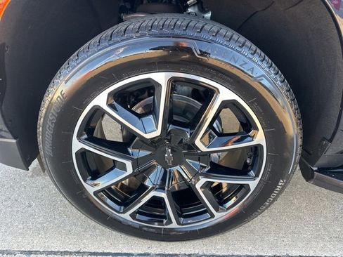 Used 2023 Chevrolet Tahoe RST w/ Luxury Package image 7