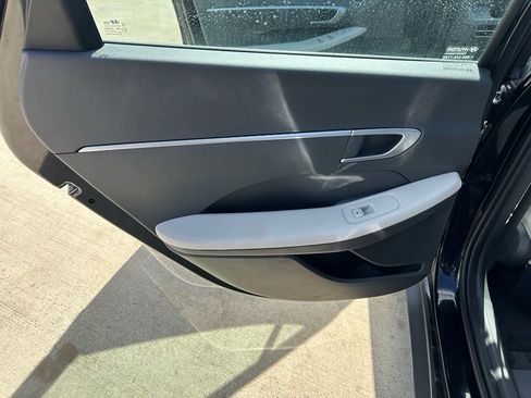 Used 2025 Hyundai Sonata SE image 23