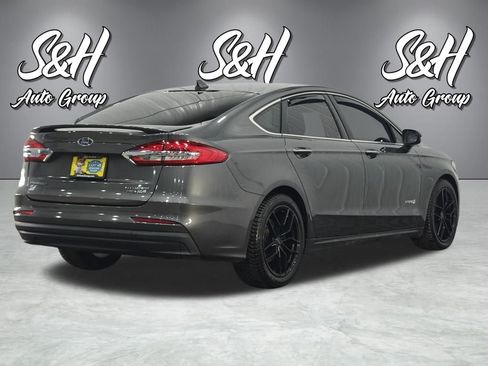 Used 2019 Ford Fusion Titanium image 20