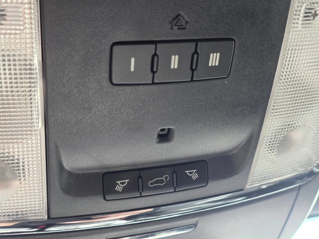 Used 2018 Jeep Grand Cherokee Limited AWD/4WD image 41