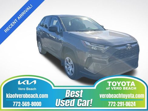 Used 2025 Toyota RAV4 LE image 1