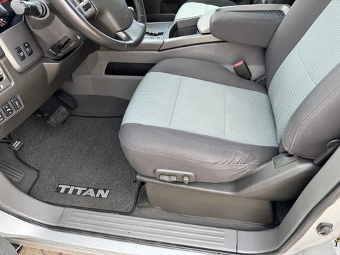 Used 2007 Nissan Titan SE AWD/4WD image 21