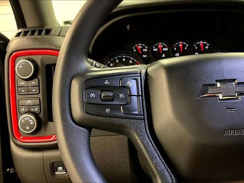 Used 2025 Chevrolet Silverado 1500 Custom Trail Boss image 25