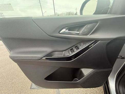 New 2026 Chevrolet Equinox LT w/ Safety and Technology Package image 12