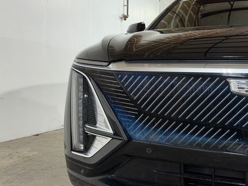 Certified 2024 Cadillac Lyriq Luxury w/ LPO, Floor Liner Package AWD/4WD image 10
