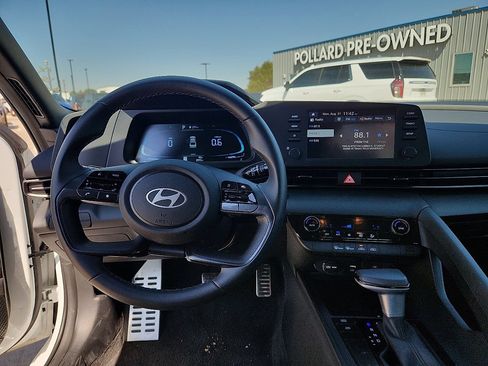 Used 2026 Hyundai Elantra Sport FWD image 7