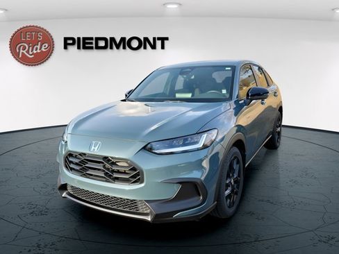 Certified 2023 Honda HR-V Sport image 1