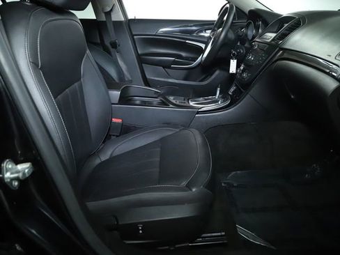 Used 2012 Buick Regal Leather image 32