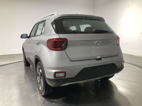 New 2026 Hyundai Venue SEL image 5
