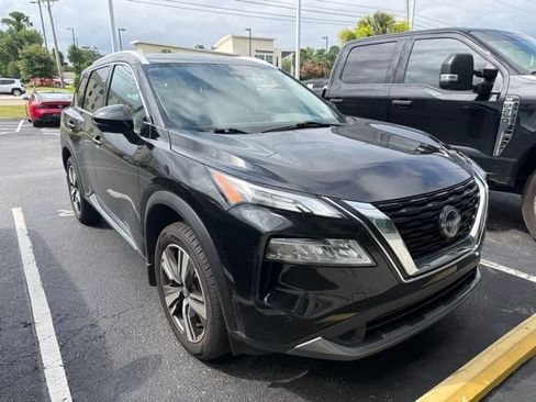 Used 2023 Nissan Rogue SL w/ SL Premium Package FWD image 8