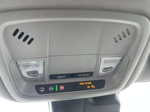 Used 2023 Chevrolet Malibu LT image 24