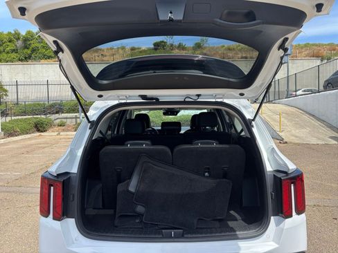 Used 2024 Kia Sorento S AWD/4WD image 34