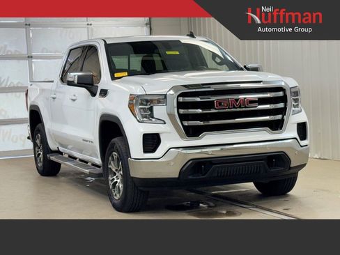 Used 2020 GMC Sierra 1500 SLE w/ SLE Value Package image 1