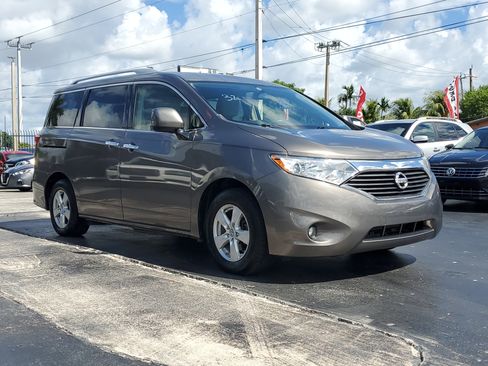 Used 2016 Nissan Quest SV image 5