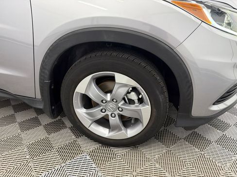 Used 2020 Honda HR-V LX image 12