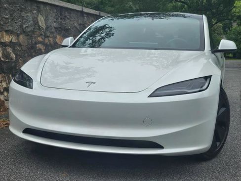 Used 2024 Tesla Model 3 Standard Range RWD image 76