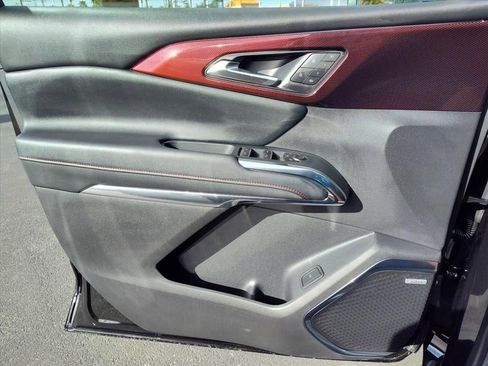 New 2026 Chevrolet Traverse RS image 9