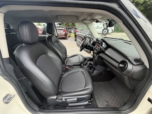 Used 2015 MINI Cooper 2-Door Hardtop FWD image 15