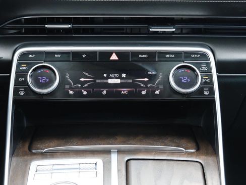 Used 2023 Genesis GV80 3.5T w/ Advanced Package image 20