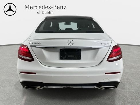 Certified 2019 Mercedes-Benz E 300 4MATIC image 10