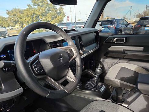 Used 2022 Ford Bronco Big Bend image 10